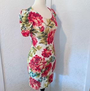 Body hugging floral dress
